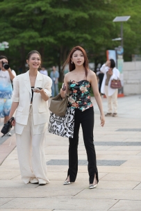 【精选街拍】Vol.2957 柔美气质女神 [83P-1.98GB]