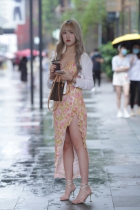 【精选街拍】Vol.2407 花色长裙美腿 [122P-1.70GB]