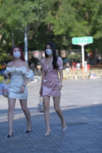 【精选街拍】Vol.2498 高跟裙装姐妹 [118P-2.86GB]