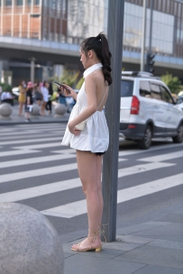 【精选街拍】Vol.3208 黑色热裤美腿美背 [85P-1.02GB]