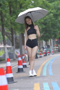 【精选街拍】Vol.2486 一始街拍作品 - 黑色牛仔热裤美女 [687P+2V-27.7GB]