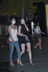 【精选街拍】Vol.1742 美腿闺蜜 [97P-1.22GB]