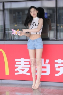 【精选街拍】Vol.2953 青春甜美牛仔短裤 [116P-2.41GB]