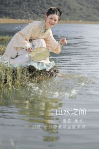 【YiTuYu-艺图语】2022.07.11 山水之间 -  - 岳红橙黄绿蓝靛紫铮 [21P-260MB]